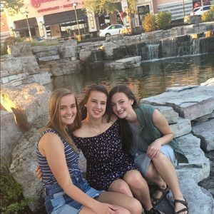 Meet your Posher, Sydney